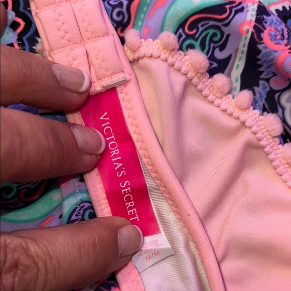 victoria secret  Ruffled Bikini Top with Patterned‎ Bottom zs M - Picture 15 of 16